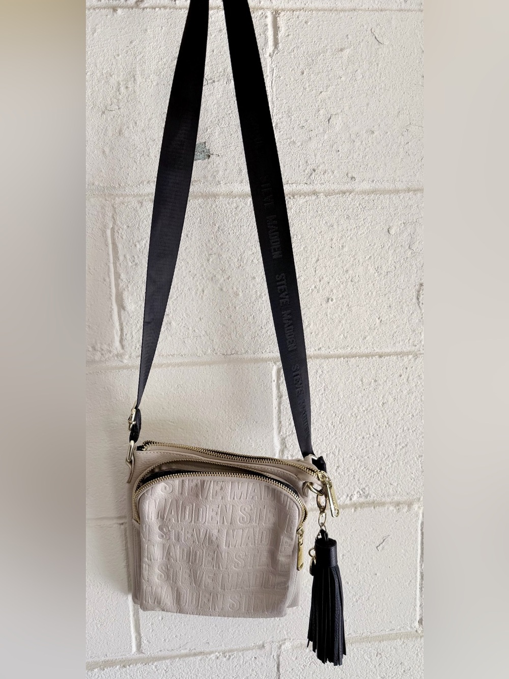 Steve Madden Cream Embossed Crossbody with Black Strap